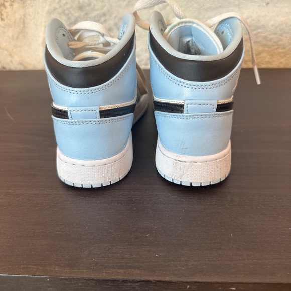 Air Jordan shoes - Picture 5 of 8